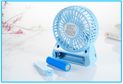 USB手持小电风扇 静音便携，学生与上班族的清凉伴侣
